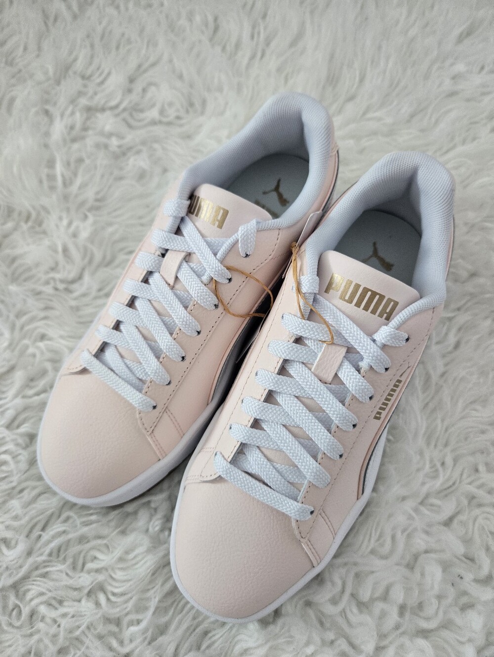 PUMA Smash Platform V3 Sneaker. Size 7. New. - Picture 2 of 7